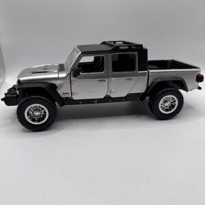 JADA TOYS 2020 Jeep Gladiator 1:32 Pull & Go pullback off road Diecast vehicle